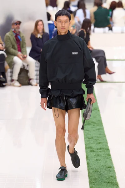 Look 38